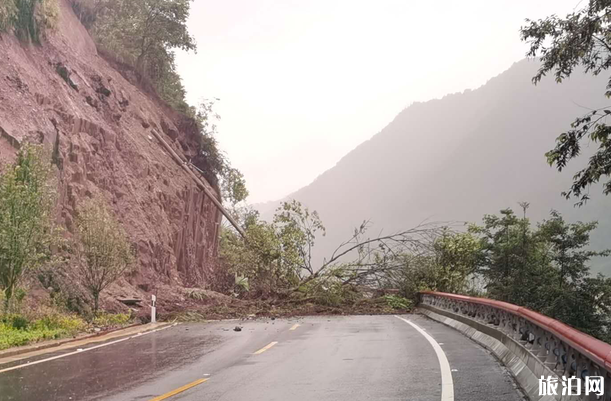 5月云南迪慶暴雨塌方路段及交通管制_游云南網  第2張