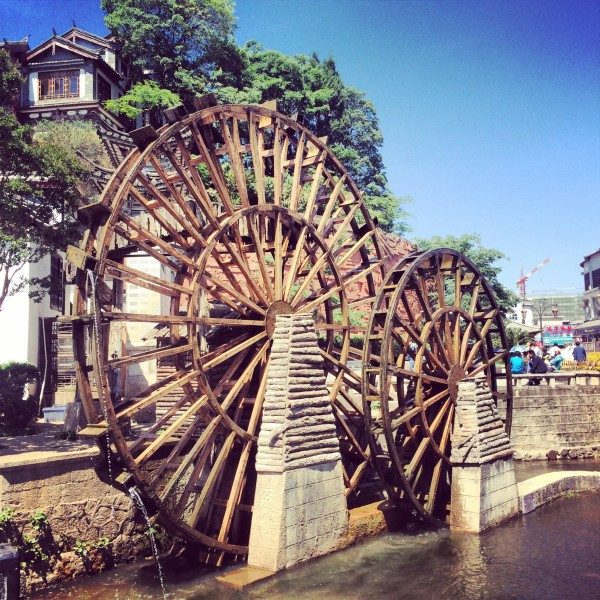 旅行社麗江旅游線路-哪種旅行社最適合從哈爾濱到麗江旅行？如何選擇路線